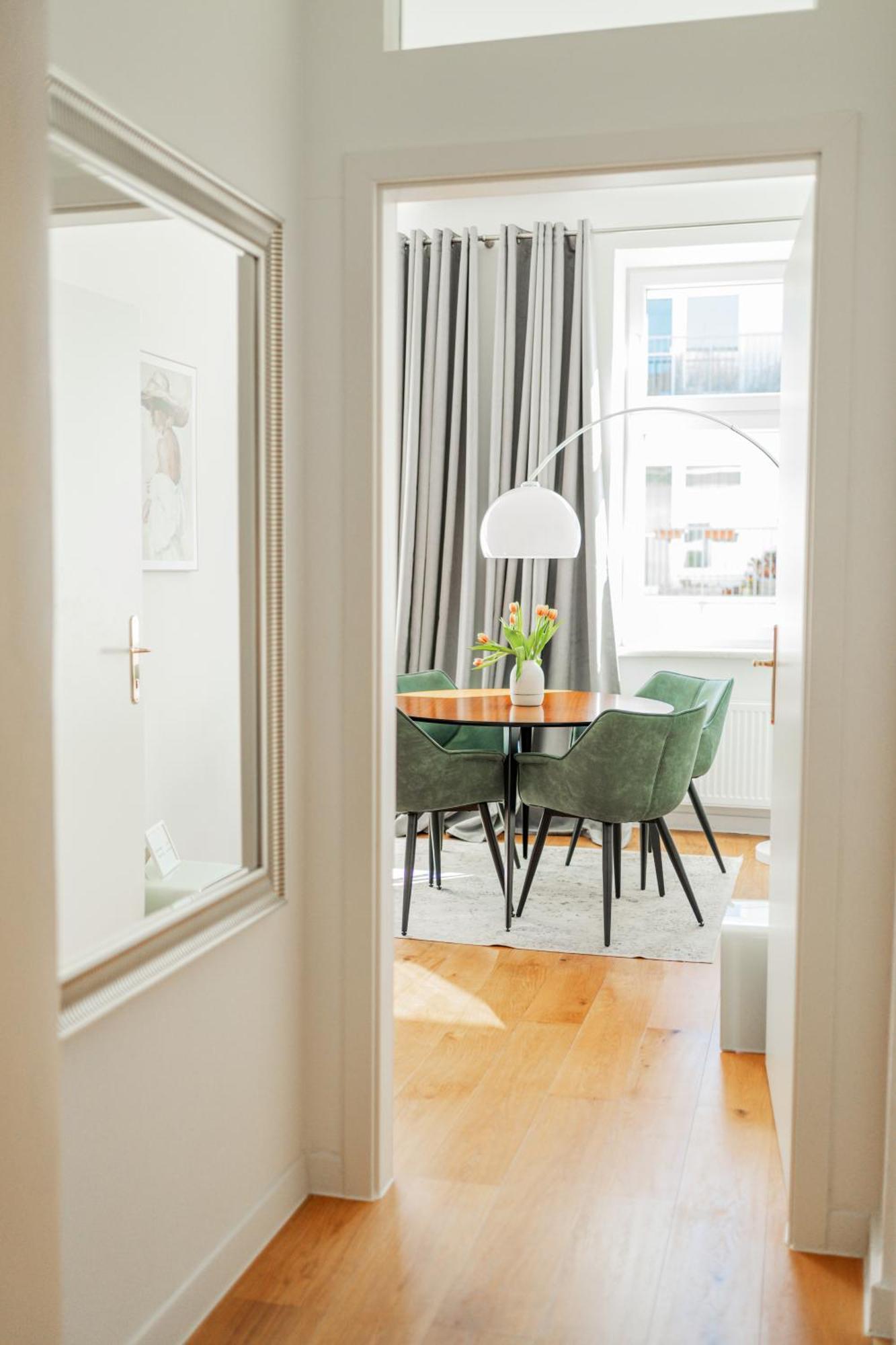 Sonnige Altbauwohnung Nahe Hauptbahnhof Appartement *