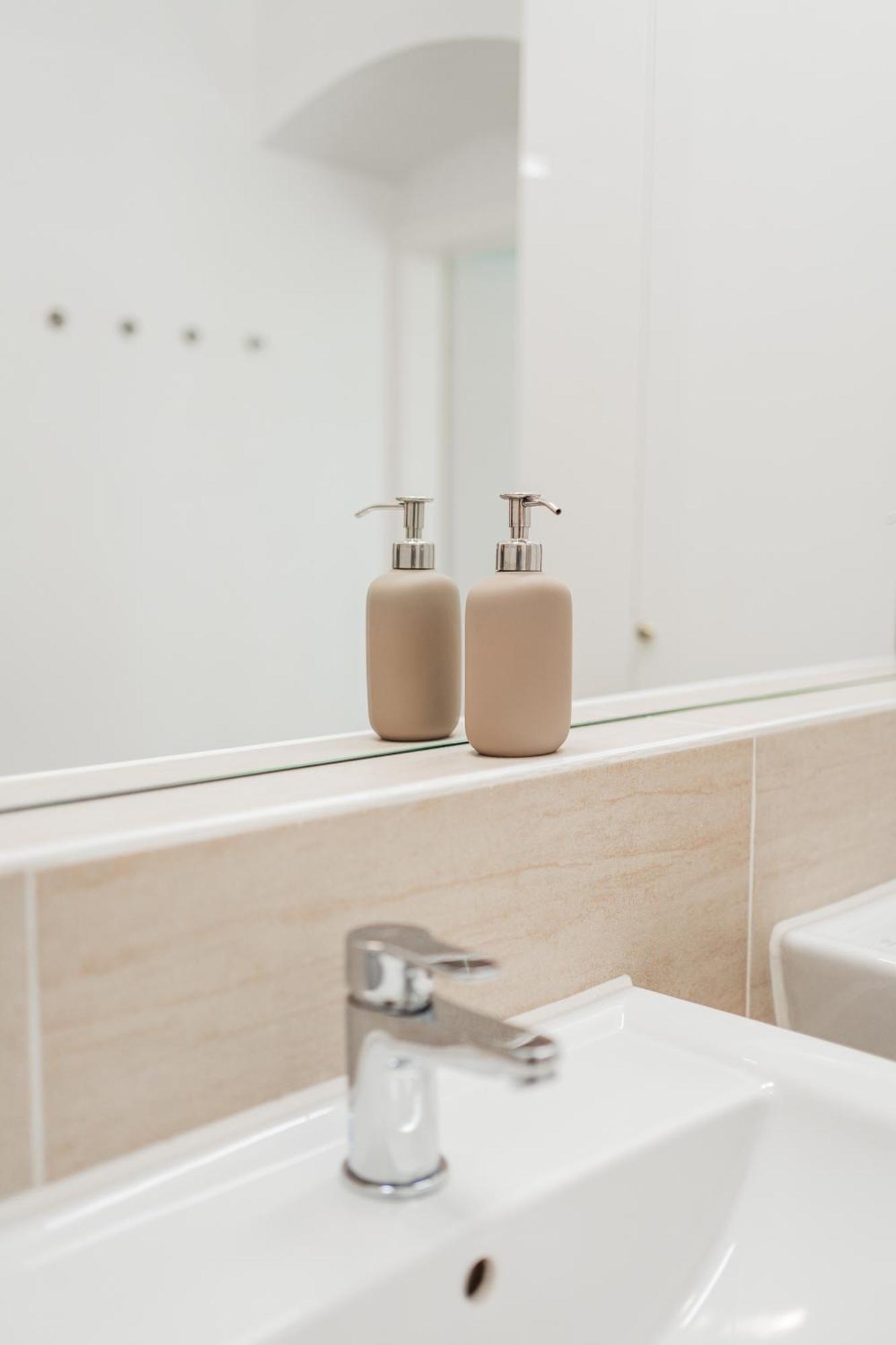 Sonnige Altbauwohnung Nahe Hauptbahnhof Appartement