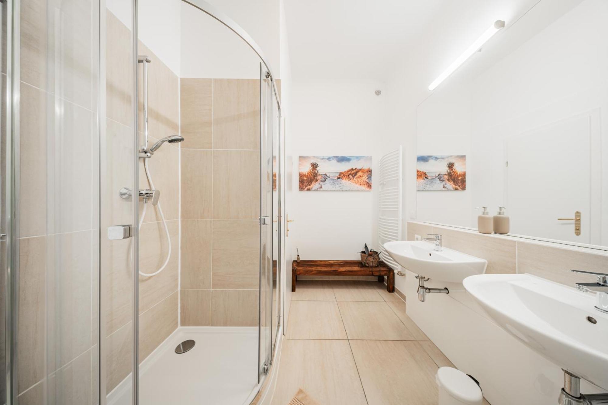 Sonnige Altbauwohnung Nahe Hauptbahnhof Appartement *