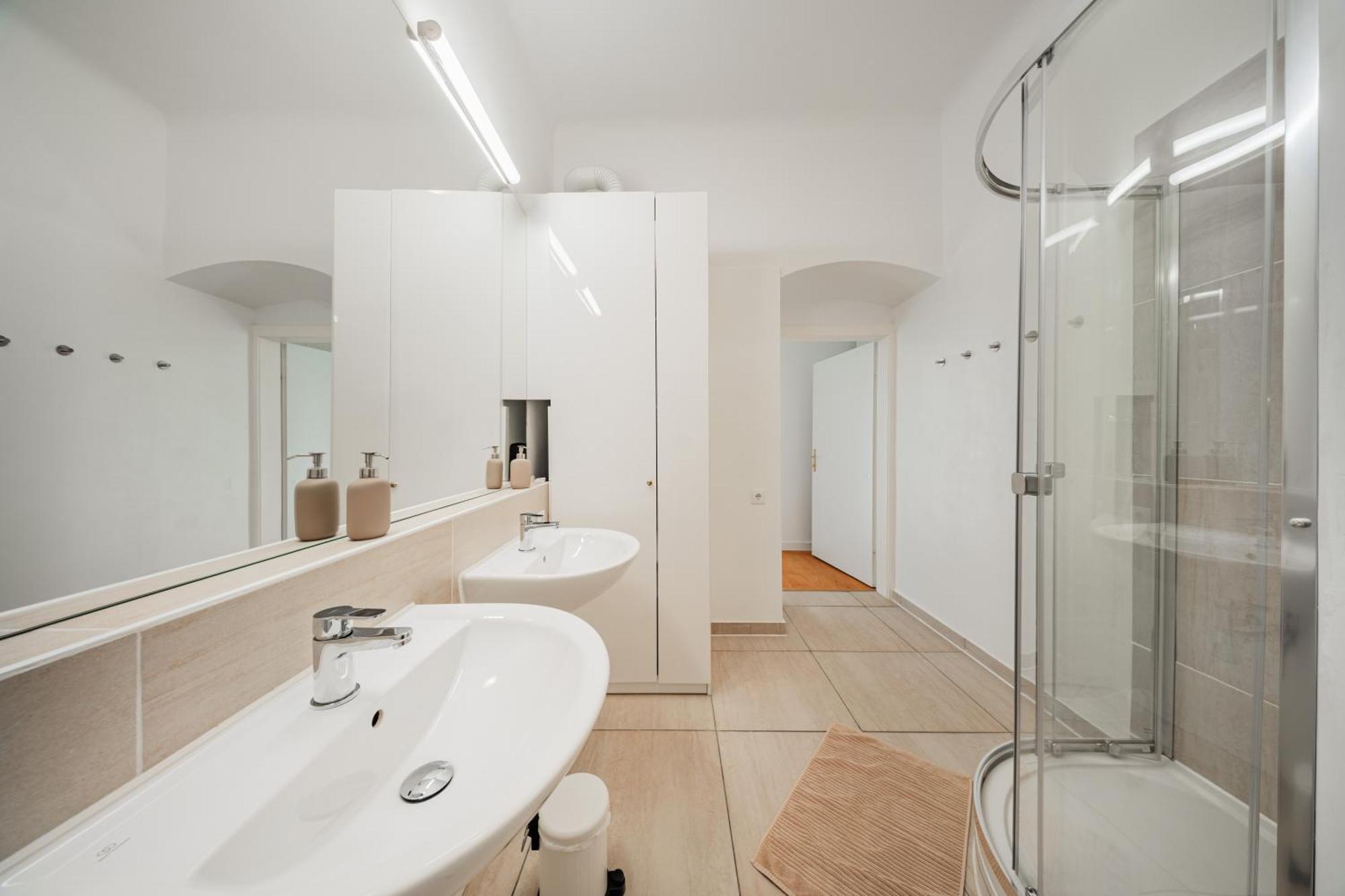 Sonnige Altbauwohnung Nahe Hauptbahnhof Appartement